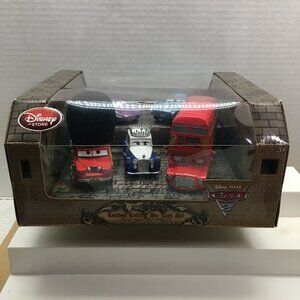 Cars 2 London Calling Die Cast Set 5 pc Disney NEW